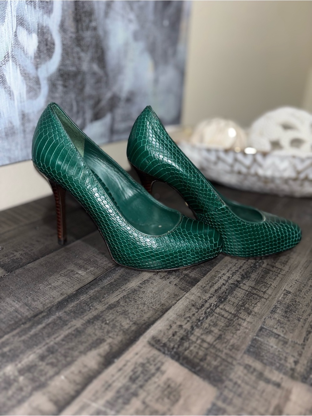 Tory Burch embossed leather animal print pumps BEAUTIFUL emerald green SZ 5 - Picture 2 of 8